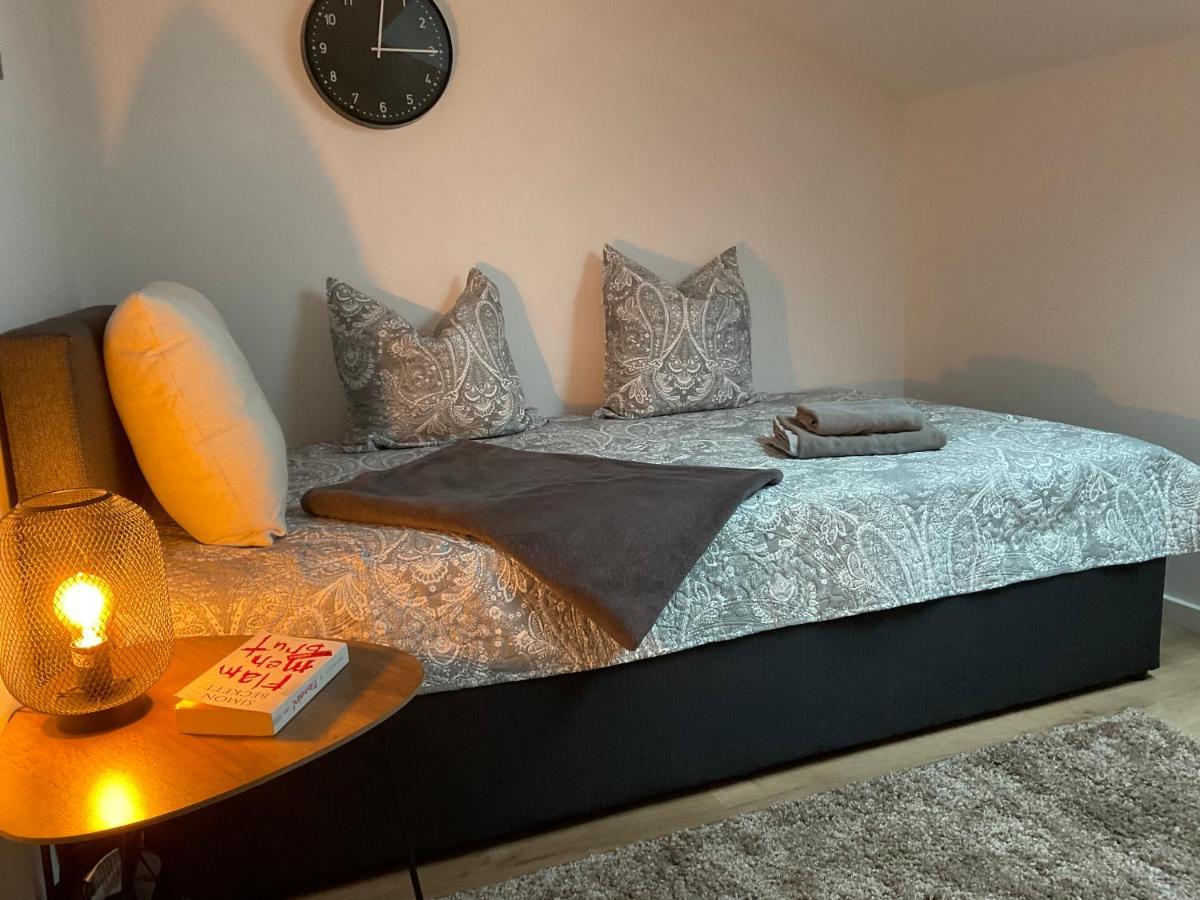 Charmante Ferienwohnung 100 Qm โกรส-อุมชตัดท์ ภายนอก รูปภาพ